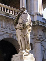Palladio Statue 
